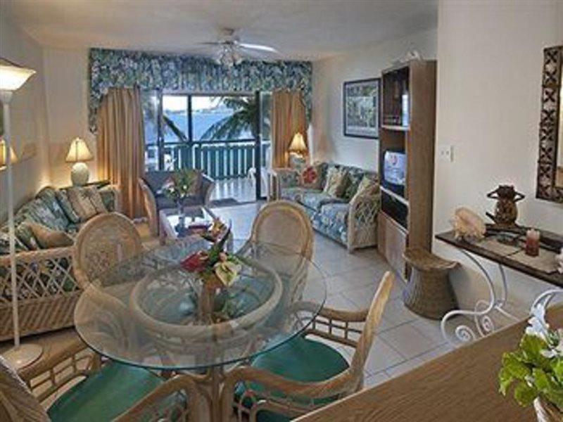 Colony Cove Beach Resort Кристіанстед Інтер'єр фото